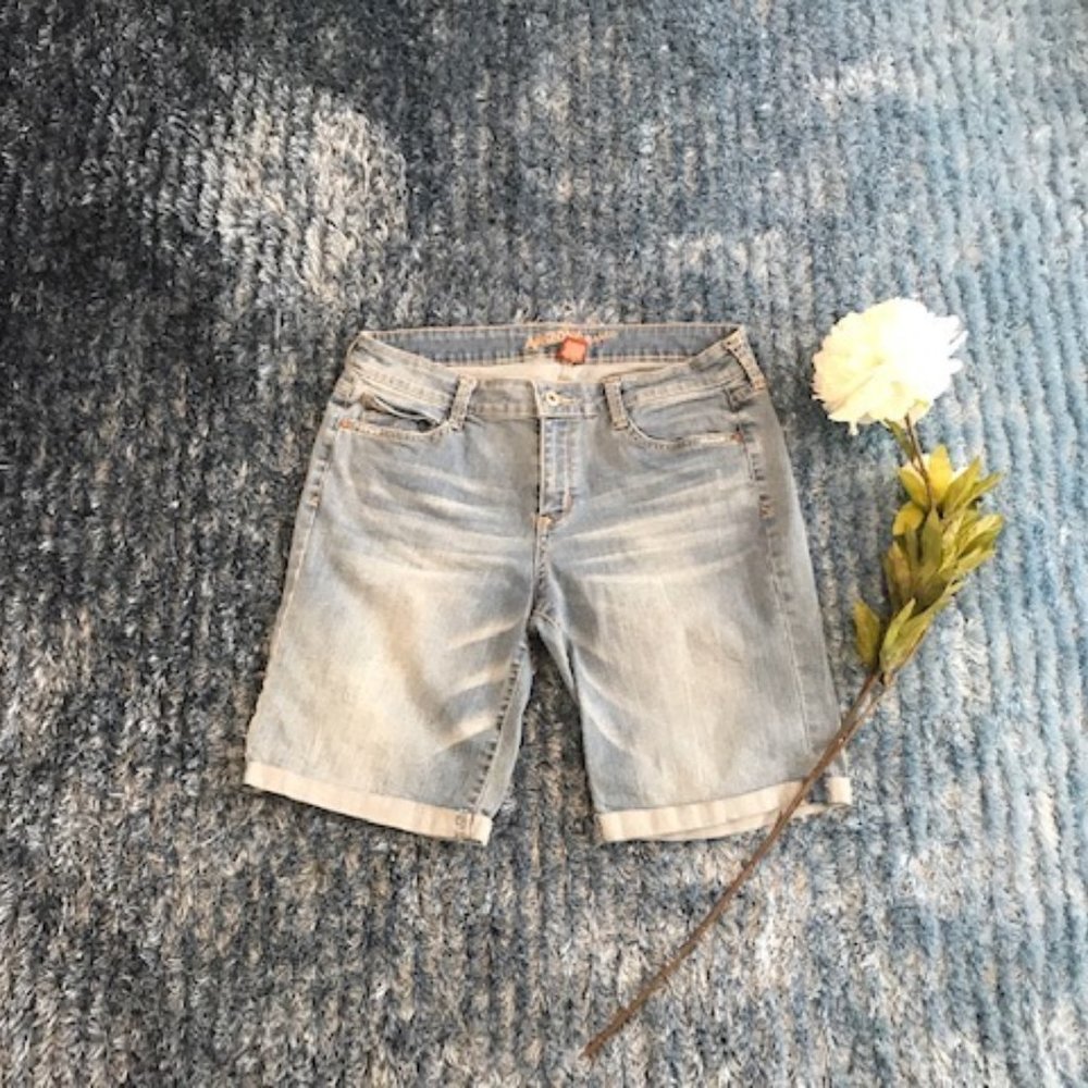 Arizona Jeans Co. Bermuda Jean Shorts